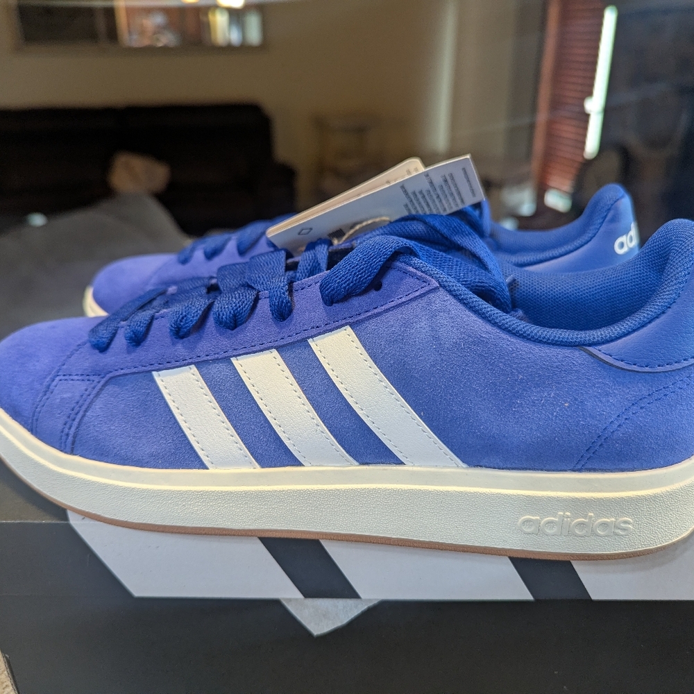 Adidas Men’s Grand Court Base 00S Size 9.5 NIB